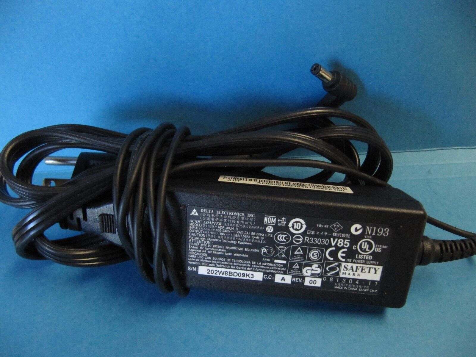 *Brand NEW* Genuine OEM Delta 19V 1.58A 30W AC Adapter ADP-30JH-B Charger POWER Supply